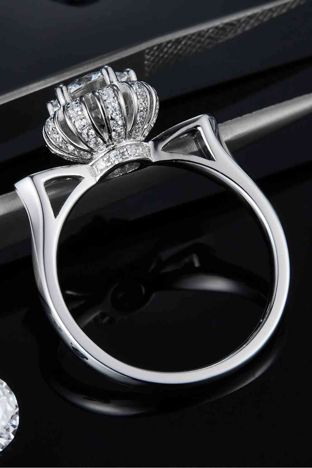 Eternal Elegance: 1 Carat Moissanite Ring