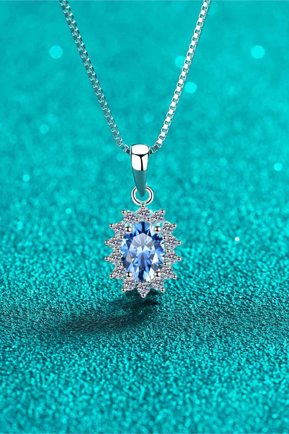 Starlit Splendor: 1-Carat Moissanite Necklace